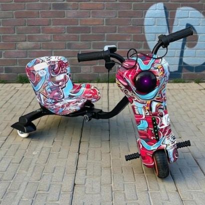 صورة سكوتر درفت صغير ذكي بطبعات ملونة متعددة 36 فولت بثلاث عجلات